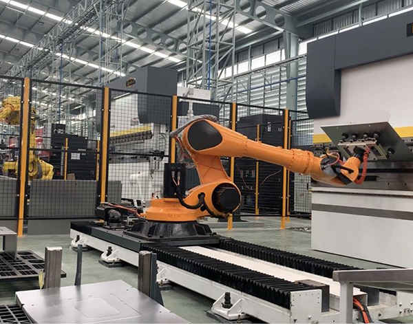 油電混合數(shù)控折彎機器人 油電混合數(shù)控折彎機器人