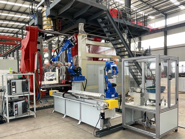 青島賽邦生產(chǎn)的上下料機(jī)器人圖 上下料機(jī)器人設(shè)計(jì)和應(yīng)用