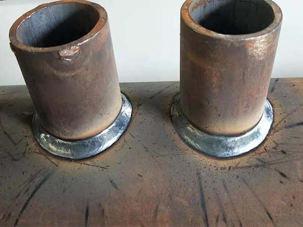 自動(dòng)焊接機(jī)器人如何減少工件變形？