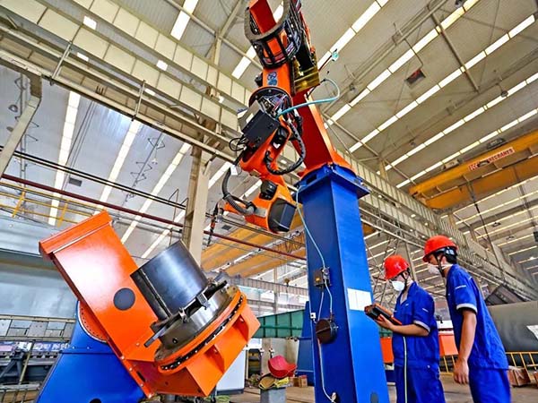 自動焊接機(jī)器人的工裝夾具 自動焊接機(jī)器人的工裝夾具