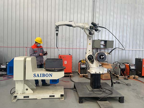 自動(dòng)焊接設(shè)備先焊短焊縫,后焊長(zhǎng)直焊縫 自動(dòng)焊接設(shè)備先焊短焊縫,后焊長(zhǎng)直焊縫