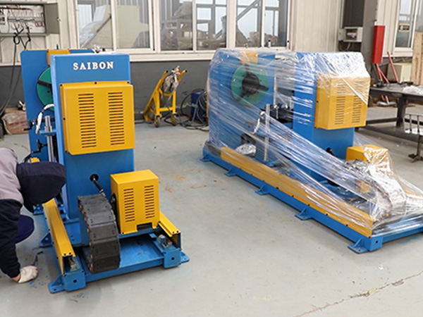 焊接變位機(jī)實(shí)現(xiàn)機(jī)械矯正焊縫 焊接變位機(jī)實(shí)現(xiàn)機(jī)械矯正焊縫