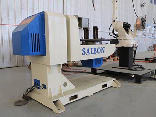 使用焊接變位機(jī)穩(wěn)定焊接質(zhì)量 使用焊接變位機(jī)穩(wěn)定焊接質(zhì)量