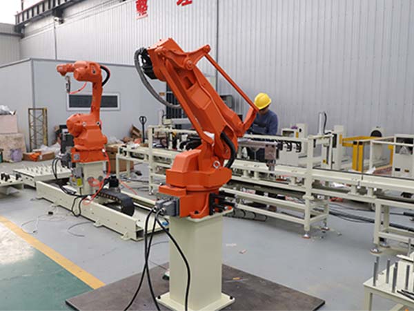 全自動焊接機器人維護保養(yǎng)需要更換哪些配件？