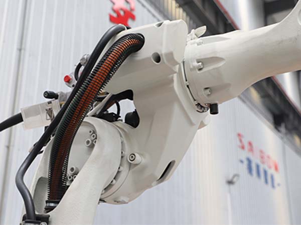 焊接參數(shù)對激光焊接機(jī)器人焊接質(zhì)量的影響