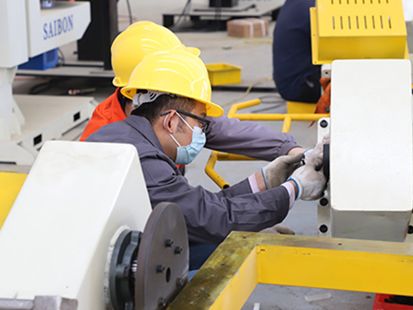 焊接機(jī)器人的正確維護(hù)方式有哪些？