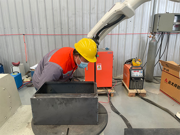 焊接機器人會出現(xiàn)焊接缺陷？廠家提醒你注意