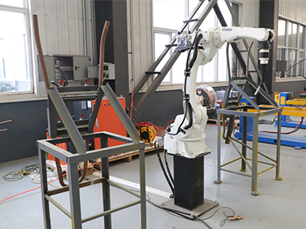 小型焊接機(jī)器人的價格