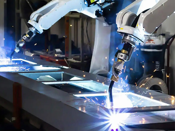 自動焊接機(jī)器人提高產(chǎn)品競爭力的秘訣 自動焊接機(jī)器人提高產(chǎn)品競爭力的秘訣