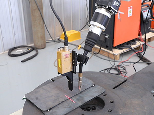 自動化焊機自動尋縫的優(yōu)勢