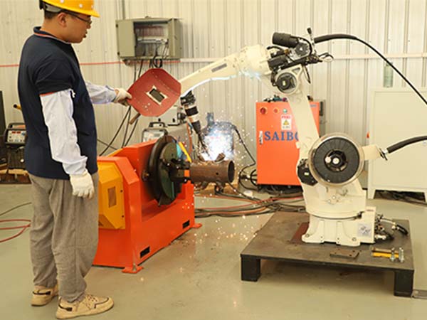 焊接機(jī)器人推動(dòng)了船舶制造領(lǐng)域的發(fā)展