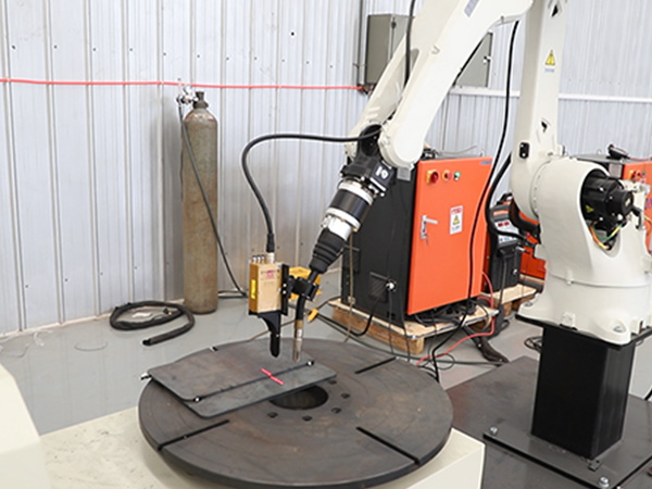 焊接機器人自動焊縫跟蹤技術(shù)的優(yōu)勢