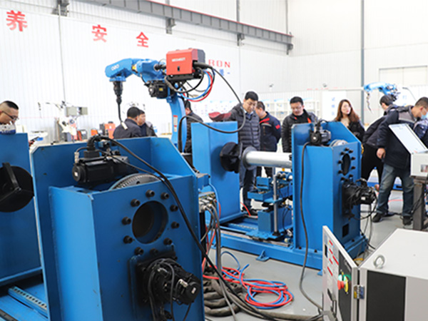 全自動焊接機器人的維護保養(yǎng)應該怎么做？