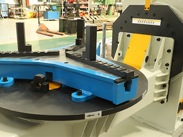 大負(fù)載雙軸機(jī)器人變位機(jī) 雙軸機(jī)器人變位機(jī)